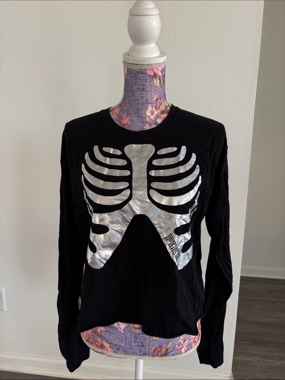 PINK Victoria's Secret Girls' Black Long-Sleeve Skeleton Graphic Top